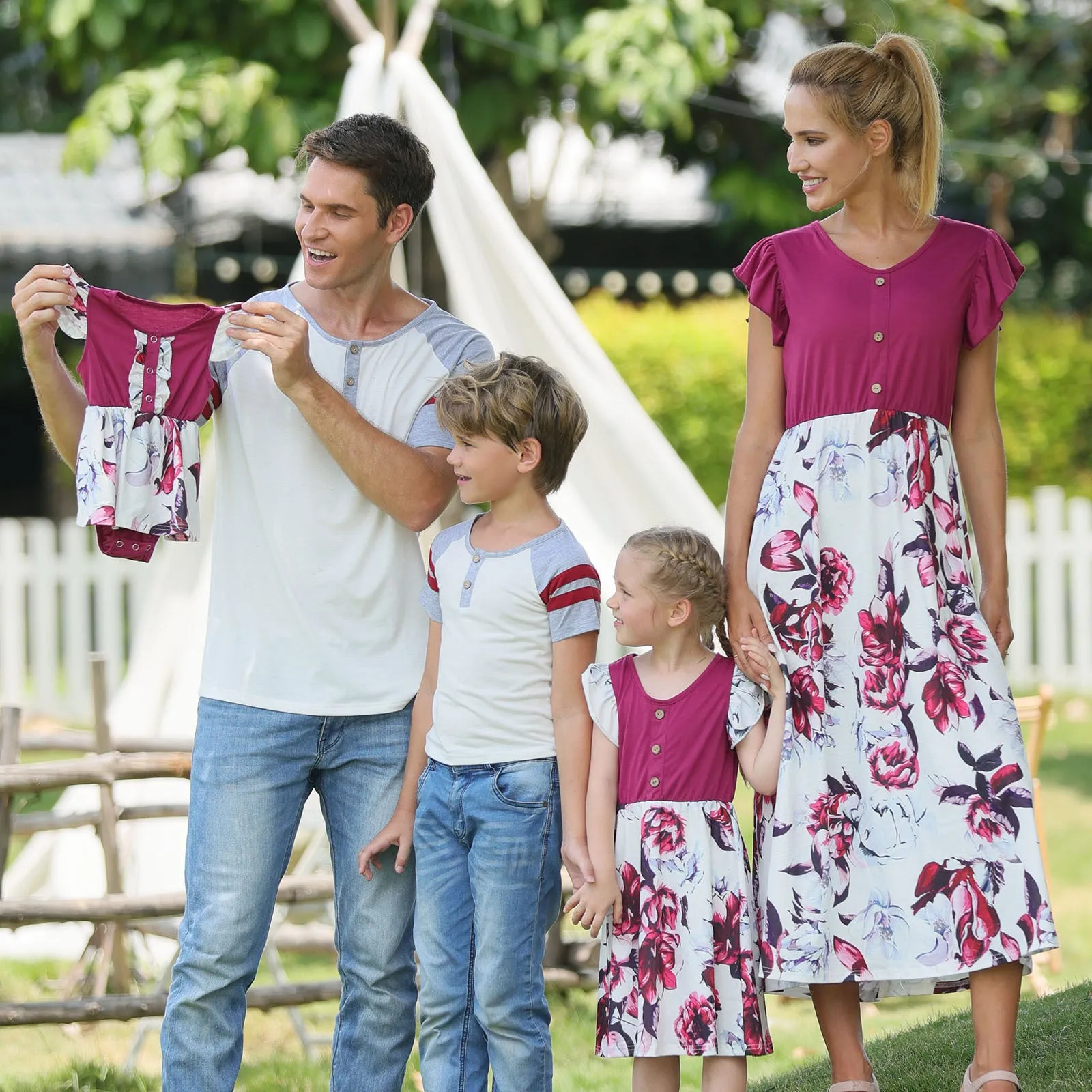 Family Matching Solid Fuschia Short-sleeve Floral Print Dresses & T-shirts Sets