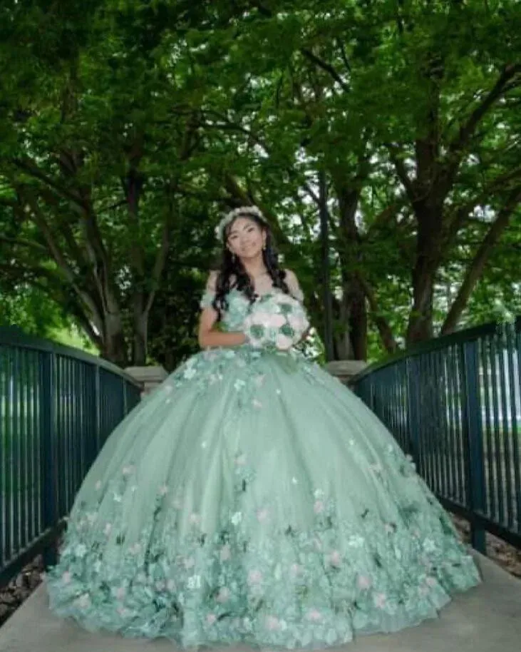 Mint Green Princess Quinceanera Dresses Off Shoulder 3D Floral Ball Gown Coset vestido 15 quinceañeras dorado Sweet 16