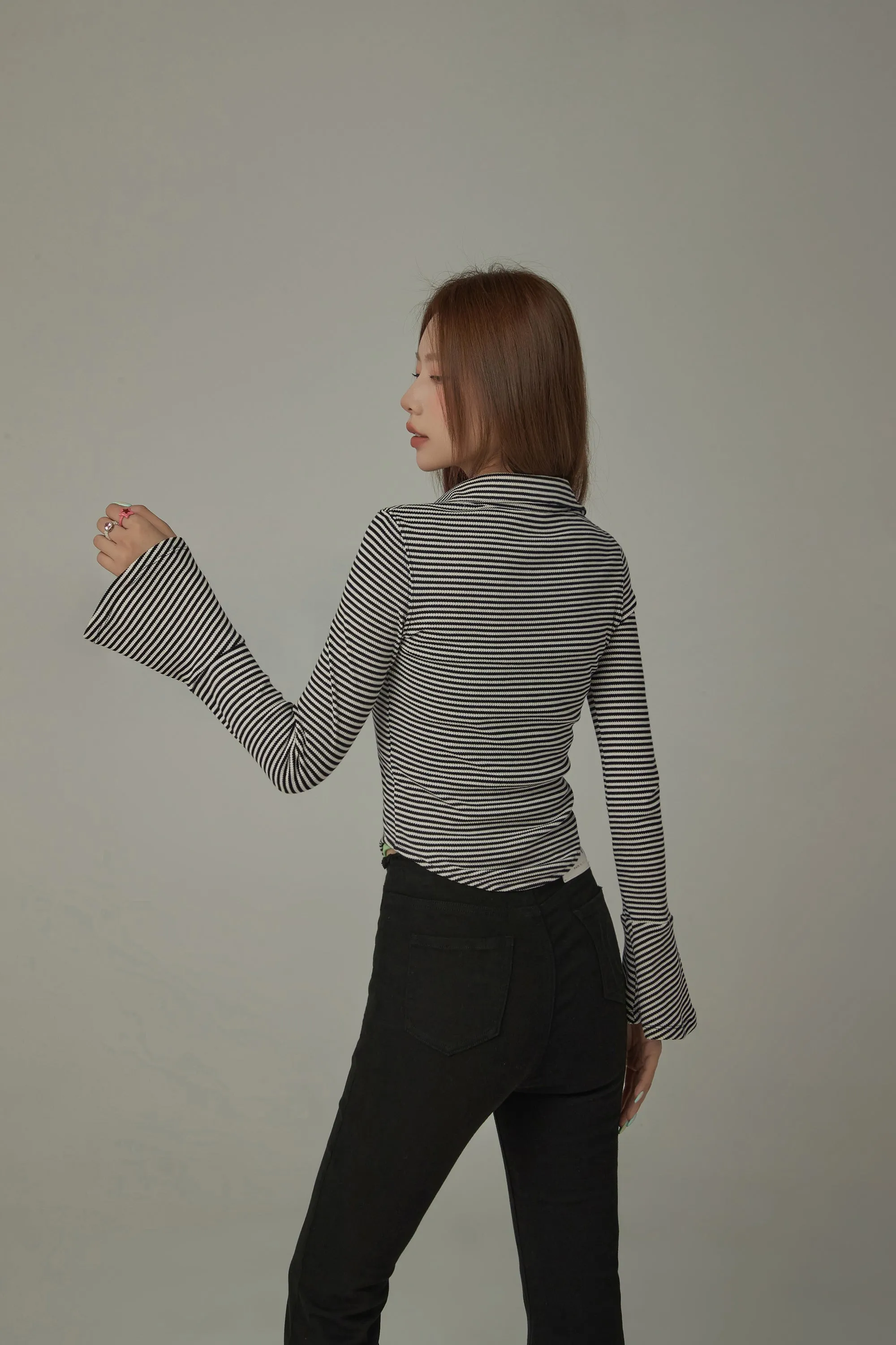 Striped Slim Bell Sleeve Shirt